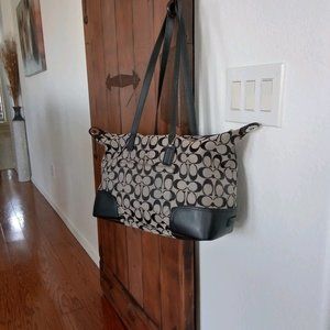 Coach signature c tote bag